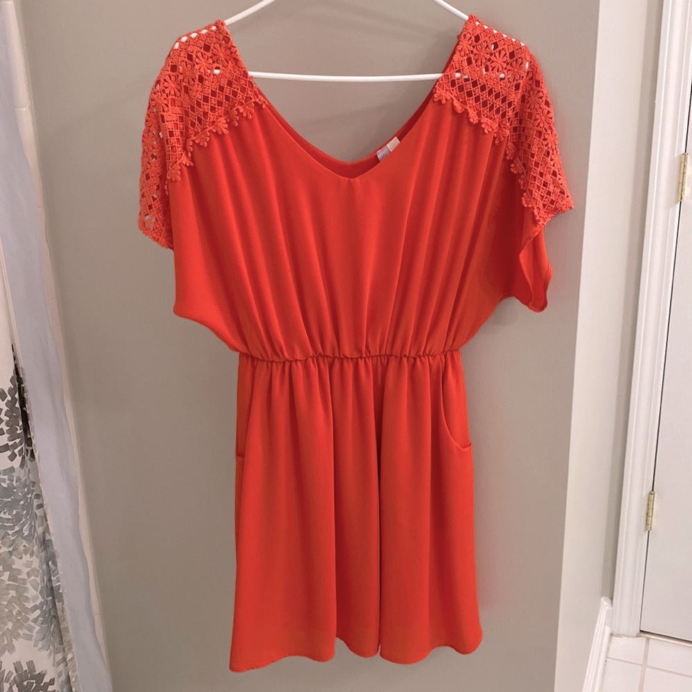 Coral Mini Dress with Pockets and Crocheted Shoulders | Size M